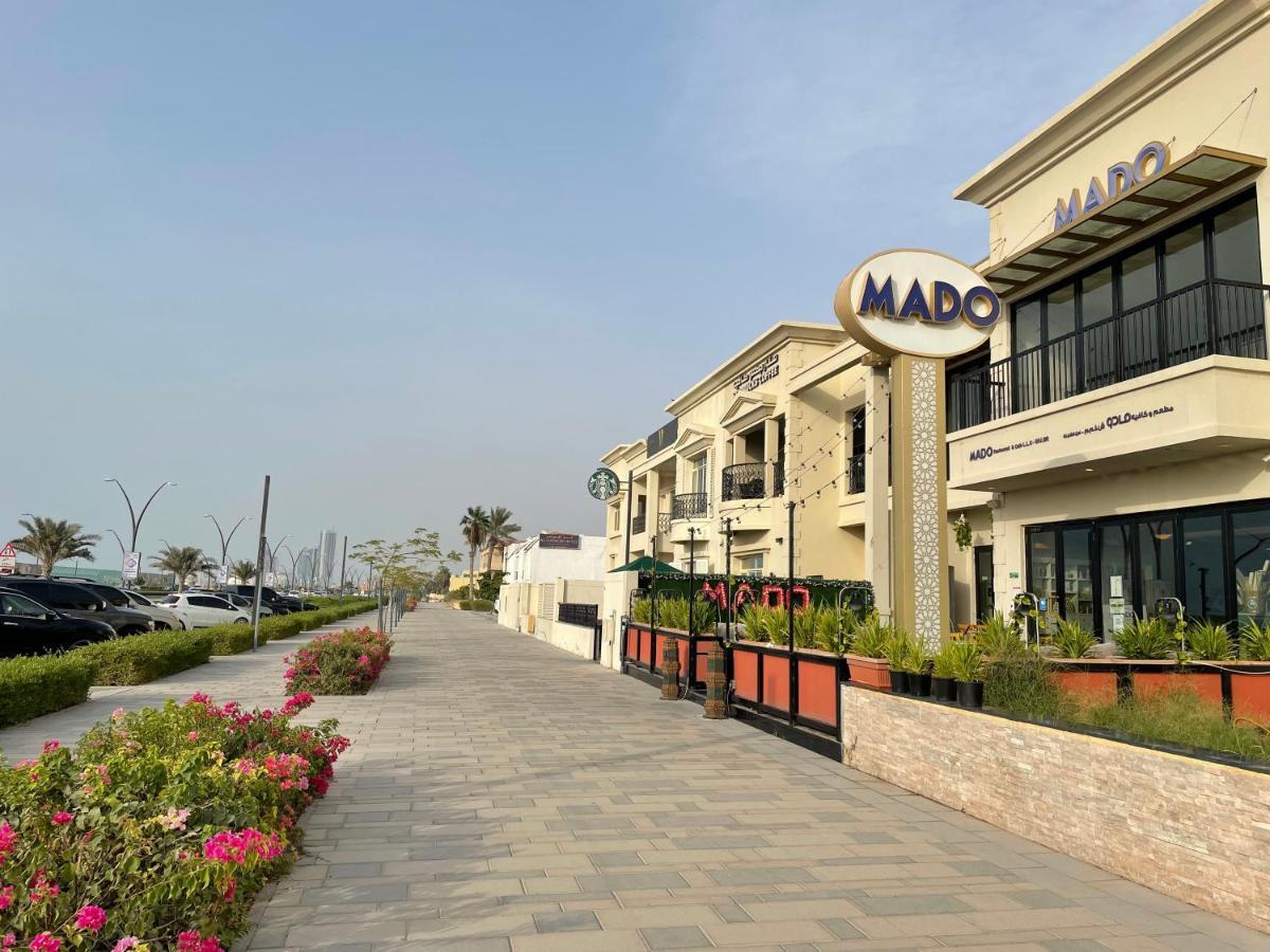 Al Corniche Hotel 샤르자 외부 사진