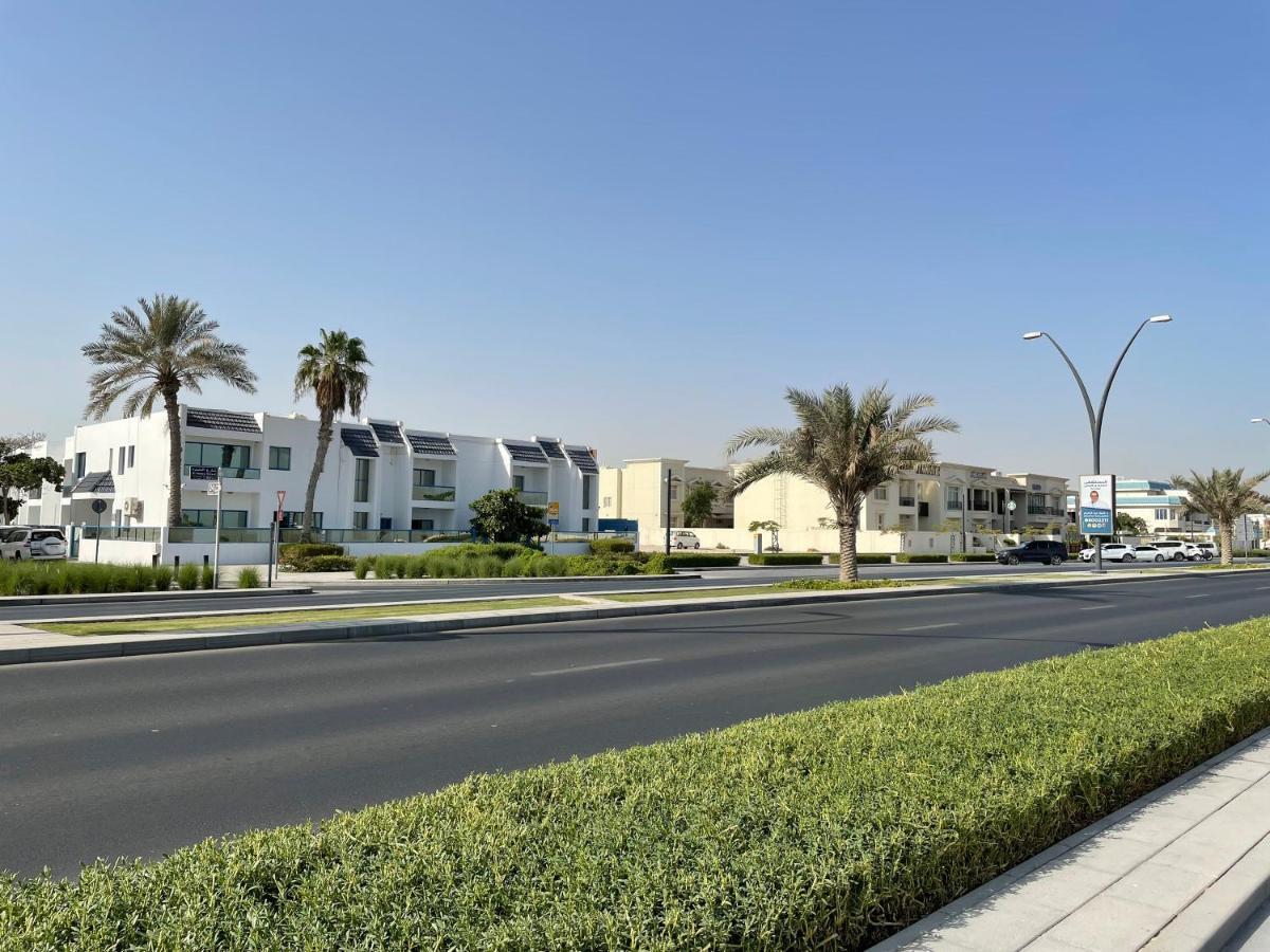 Al Corniche Hotel 샤르자 외부 사진