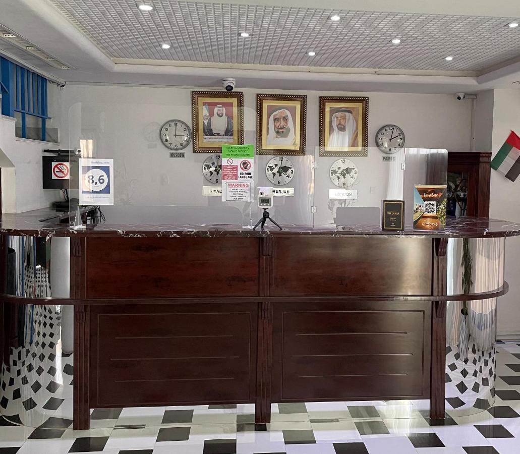 Al Corniche Hotel 샤르자 외부 사진