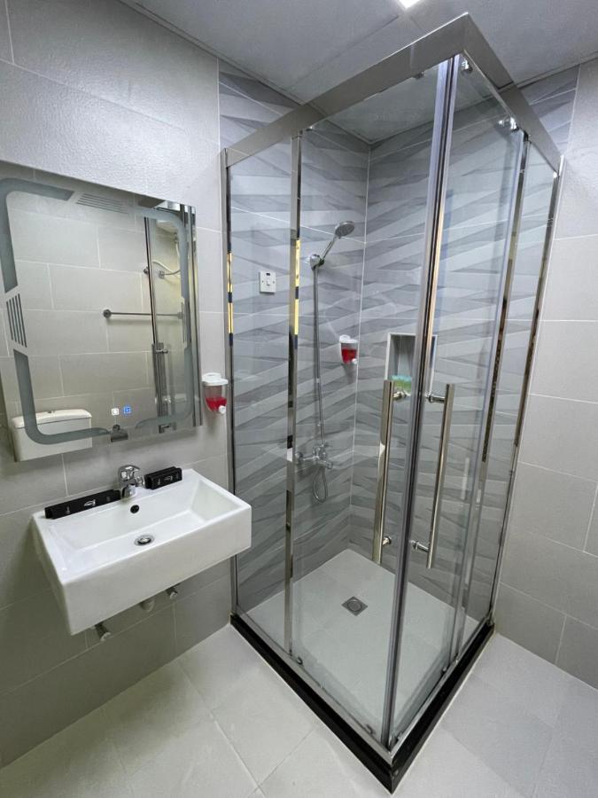 Al Corniche Hotel 샤르자 외부 사진