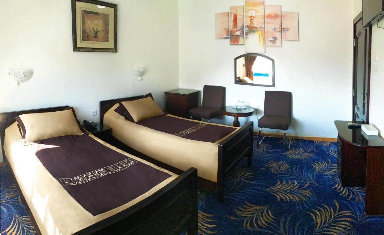 Al Corniche Hotel 샤르자 외부 사진