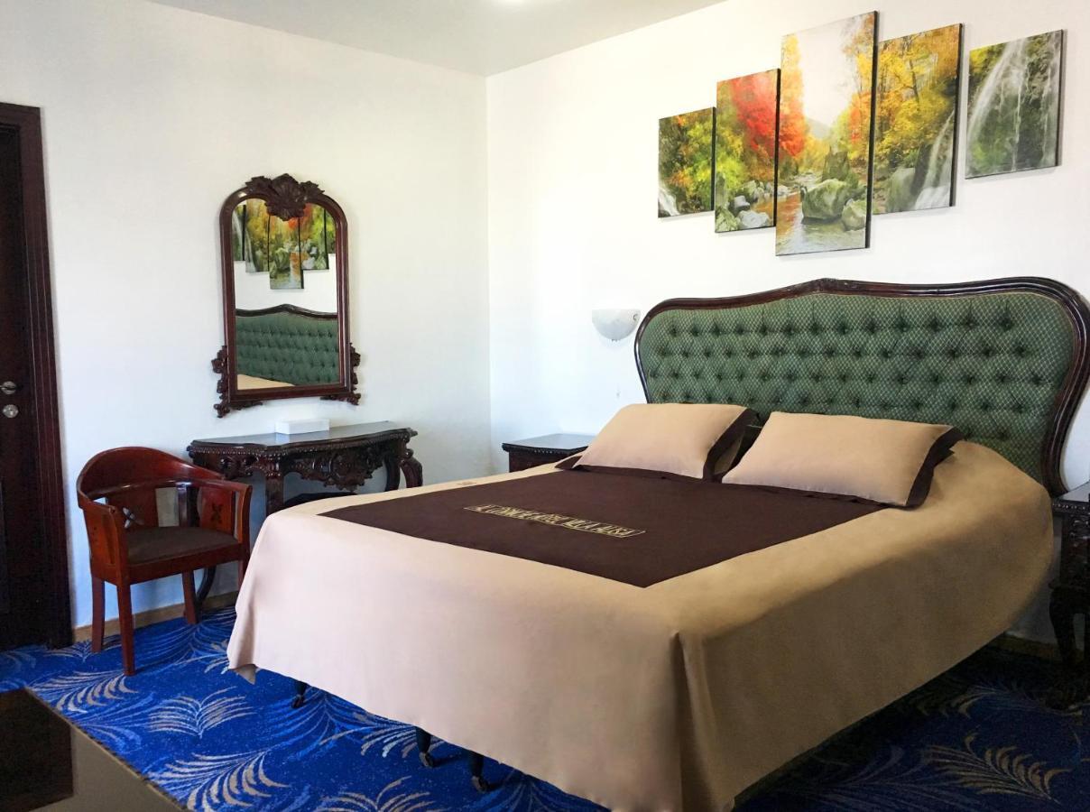 Al Corniche Hotel 샤르자 외부 사진
